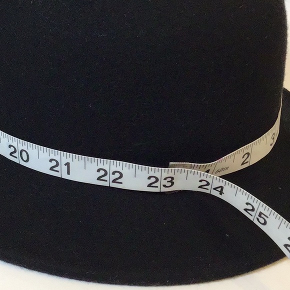 BLACK WOOL HAT - Picture 5 of 8